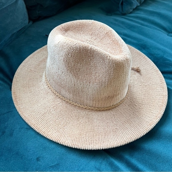 CHENILLE BEIGE WESTERN STYLE SOFT HAT ONE SIZE - Picture 3 of 5